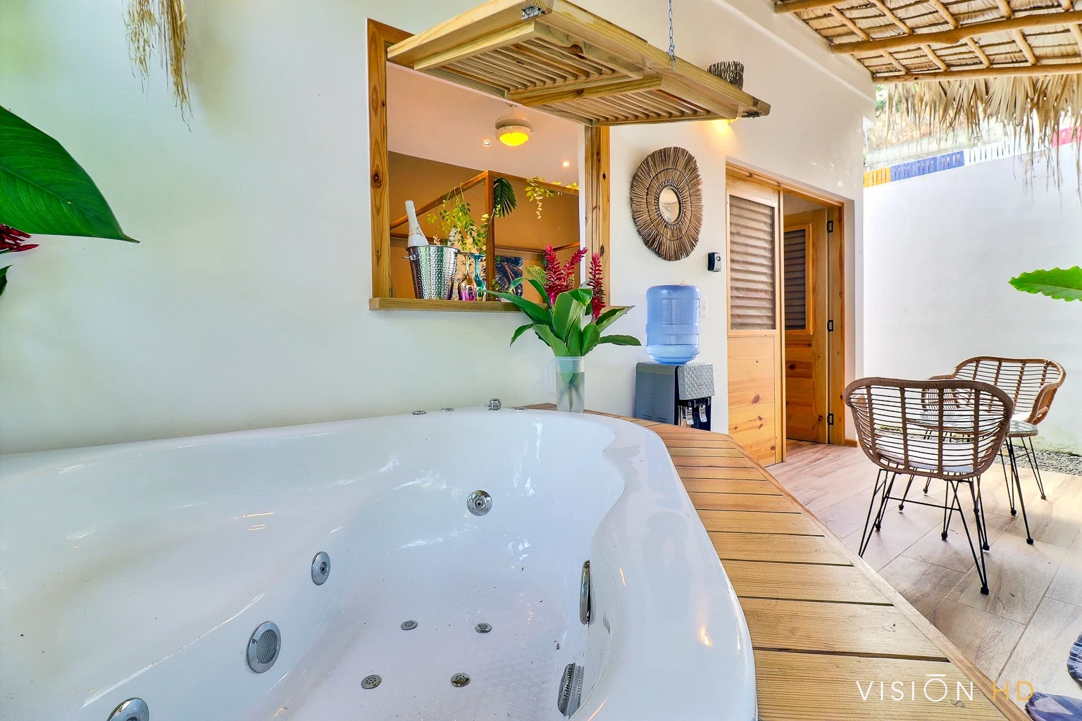 Mini-Villa COSON / Private JACCUZZI et Pool