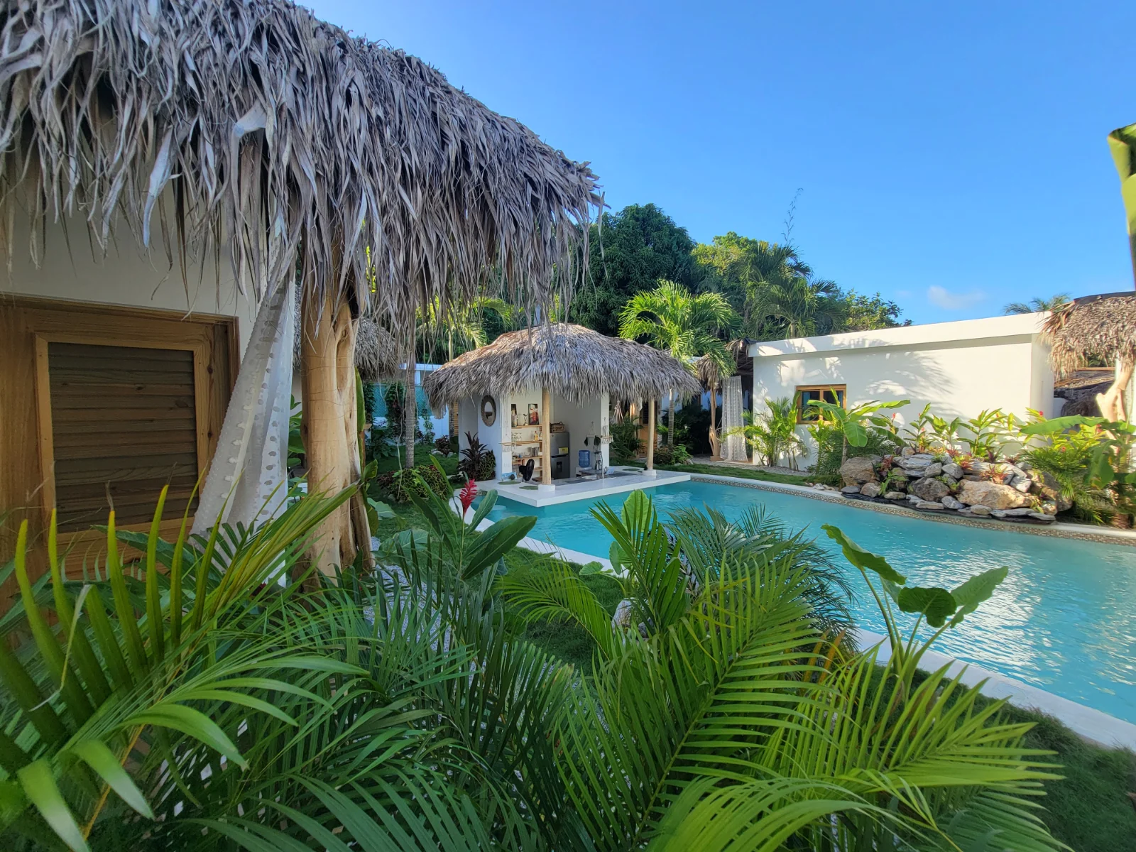 PAR 3 MINIS VILLAS / FAMILY COMBO 3 PRIVATE MINIS VILLAS ET POOL ACCESS