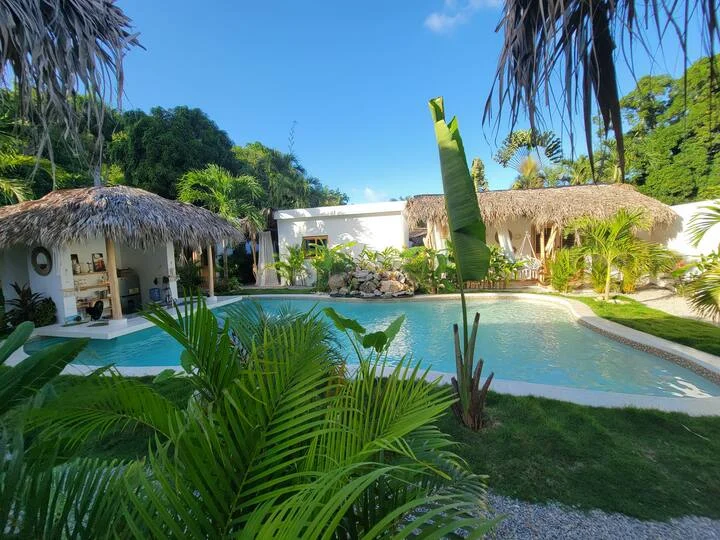 PAR 3 MINIS VILLAS / FAMILY COMBO 3 PRIVATE MINIS VILLAS ET POOL ACCESS