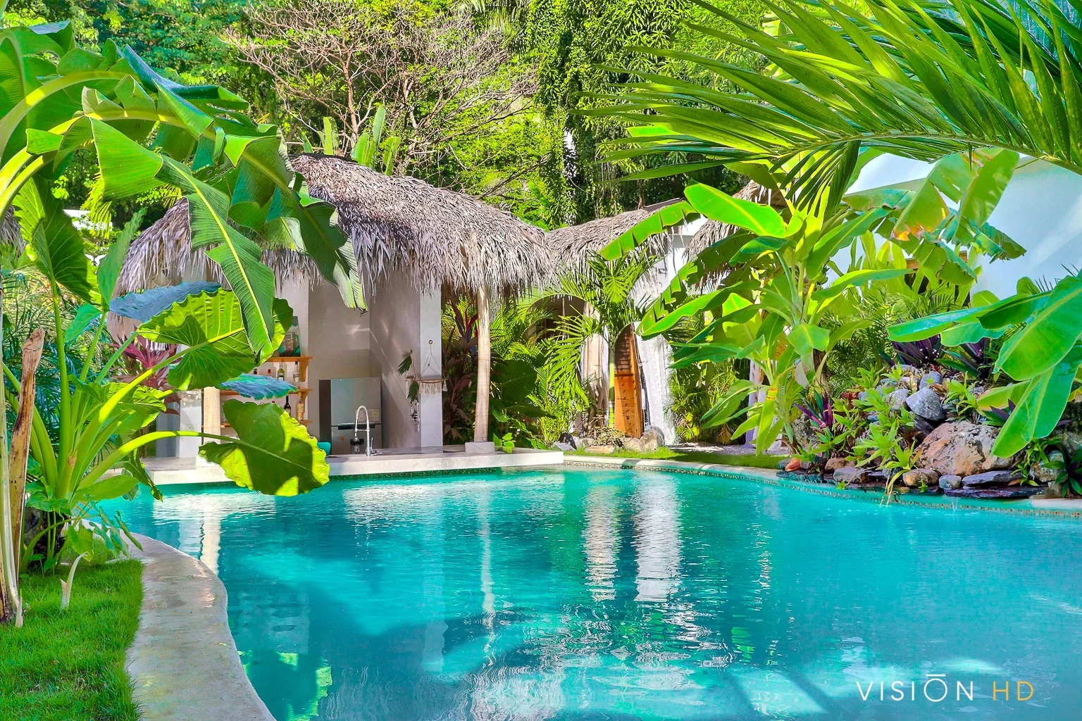 PAR 3 MINIS VILLAS / FAMILY COMBO 3 PRIVATE MINIS VILLAS ET POOL ACCESS