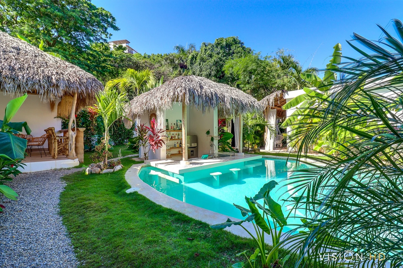 PAR 3 MINIS VILLAS / FAMILY COMBO 3 PRIVATE MINIS VILLAS ET POOL ACCESS