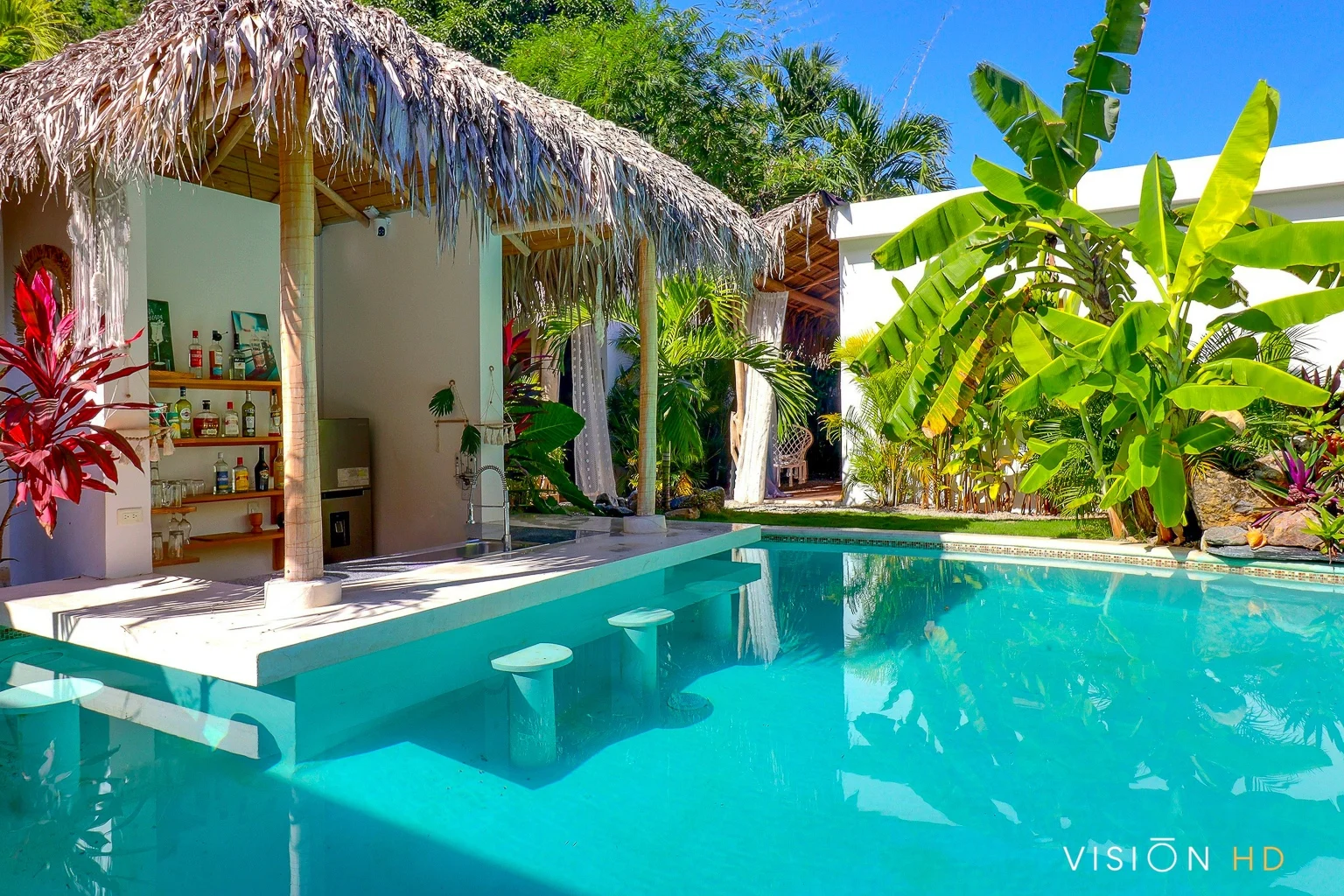 PAR 3 MINIS VILLAS / FAMILY COMBO 3 PRIVATE MINIS VILLAS ET POOL ACCESS