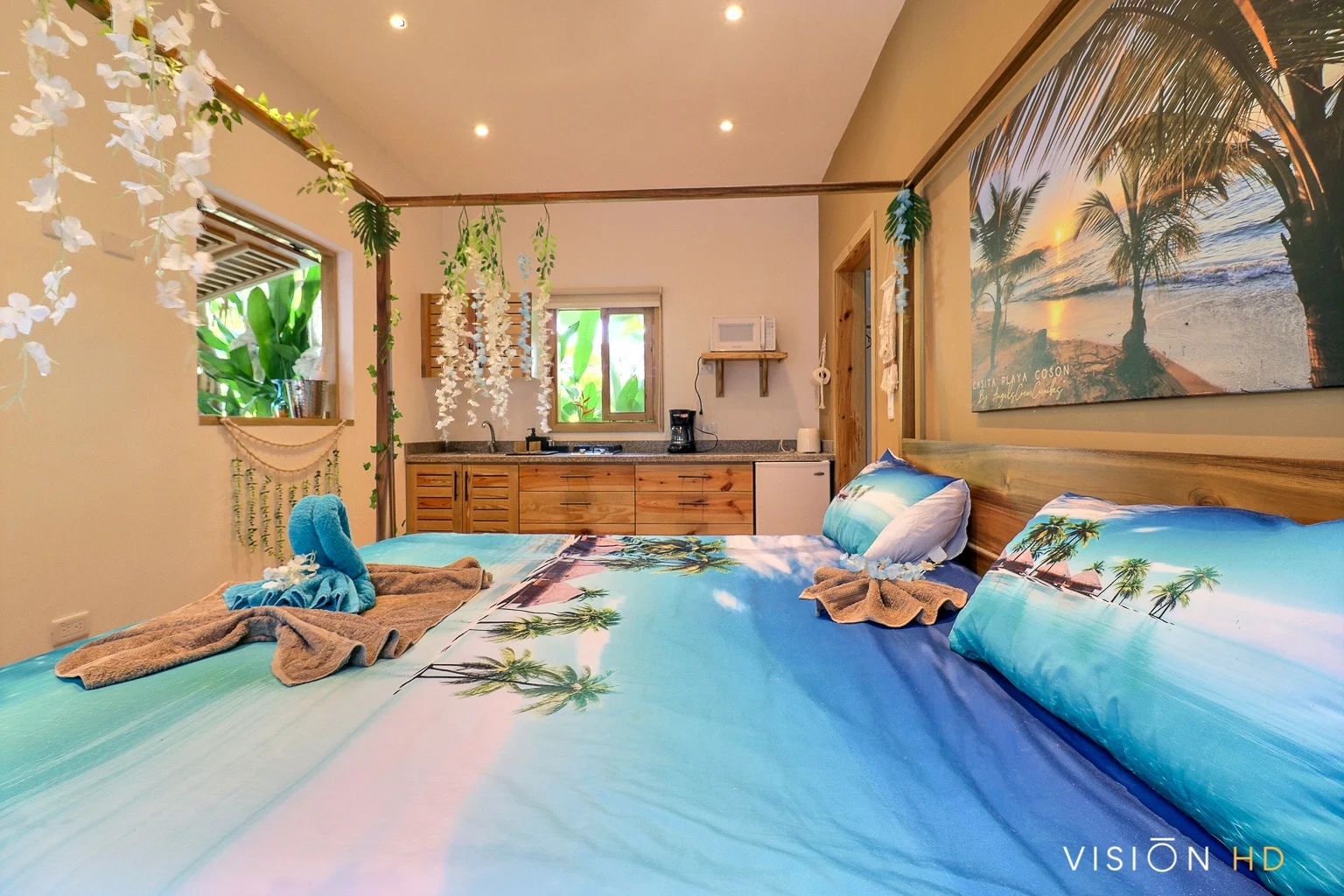 PAR 4 MINIS VILLAS / GROUP GETAWAY 4 PRIVATE MINIS VILLAS ET POLL ACCESS