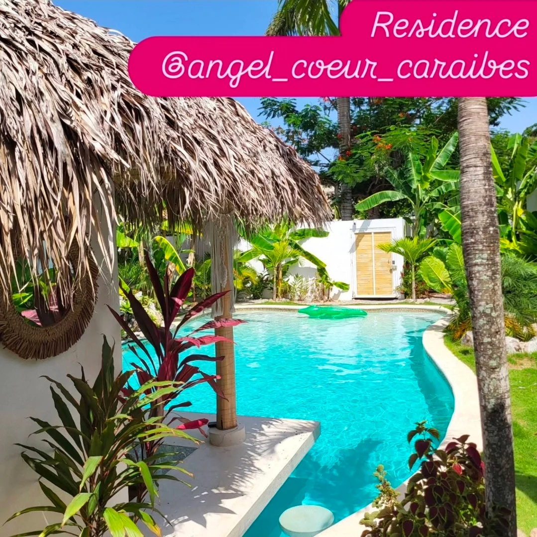 PAR 4 MINIS VILLAS / GROUP GETAWAY 4 PRIVATE MINIS VILLAS ET POLL ACCESS