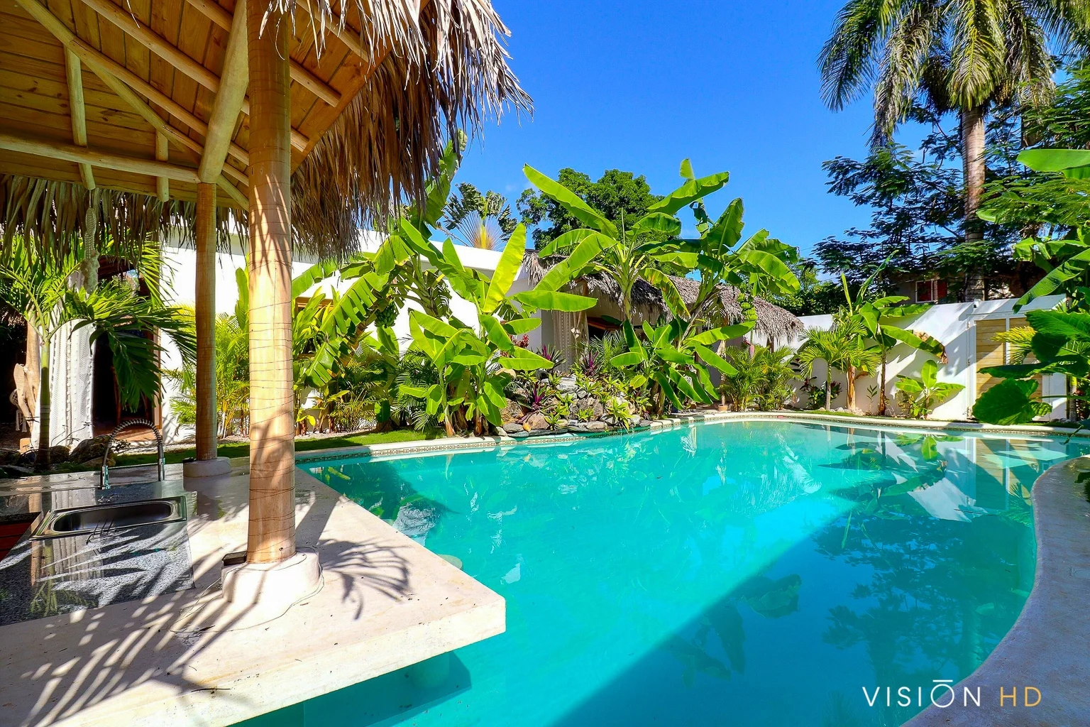 PAR 2 MINIS VILLAS / DUO MINIS VILLAS COSY BOHEME ET POOL ACCESS